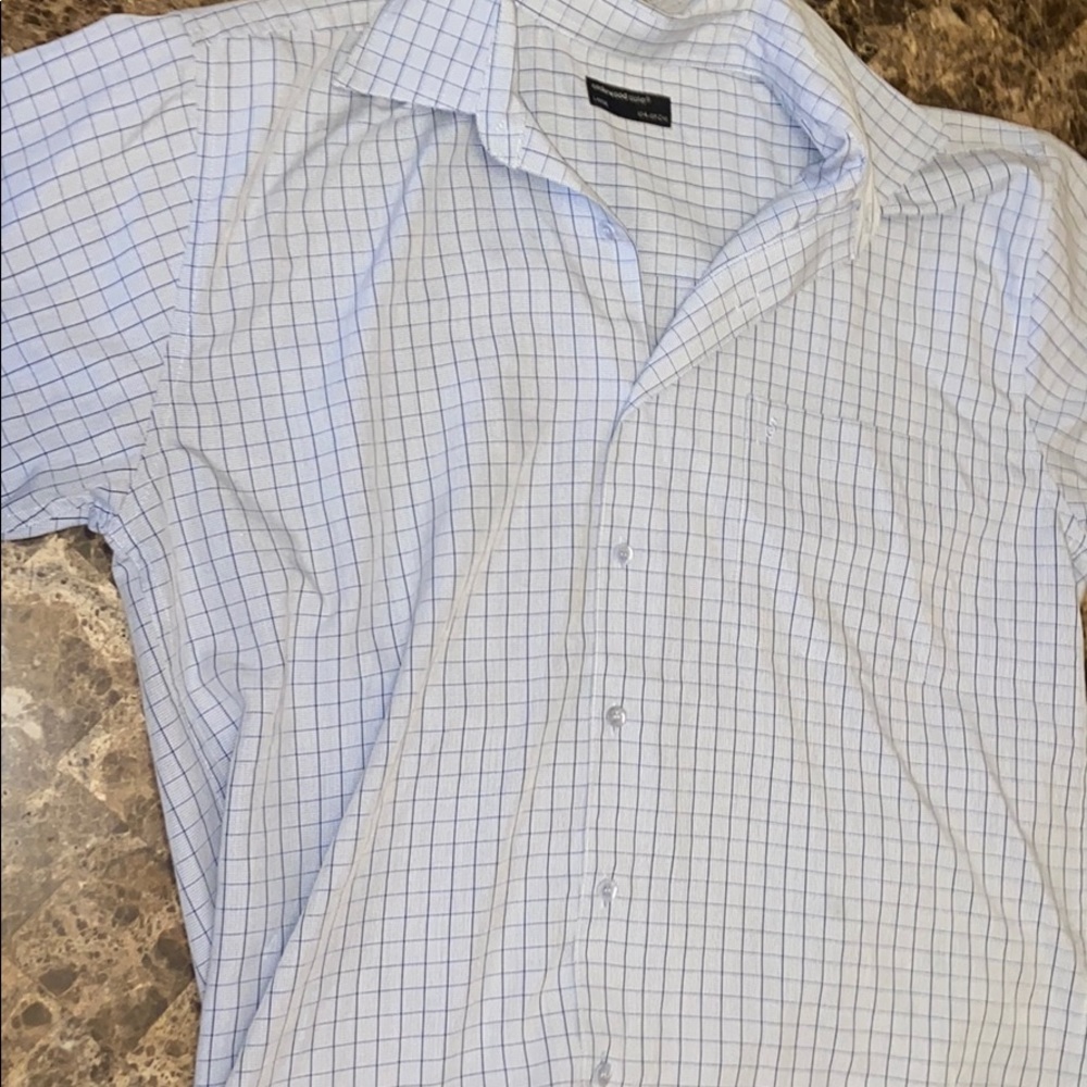 Cedarwood State Blue and white boxes Men’s Causal Button Down
